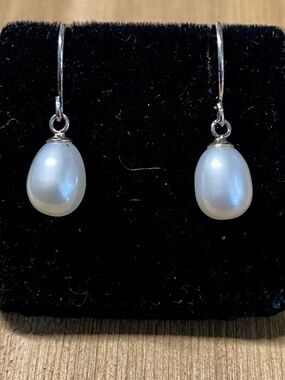 Freshwater Pearl Drop Earrings Sterling Silver 925 ivory colored